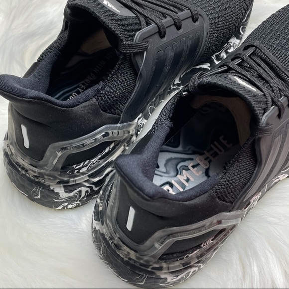 Women’s Ultraboost 20 Glam Pack - Picture 2 of 7